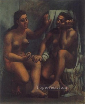 パブロ・ピカソ Painting - 二人で座って水浴びをする人 1920年 パブロ・ピカソ